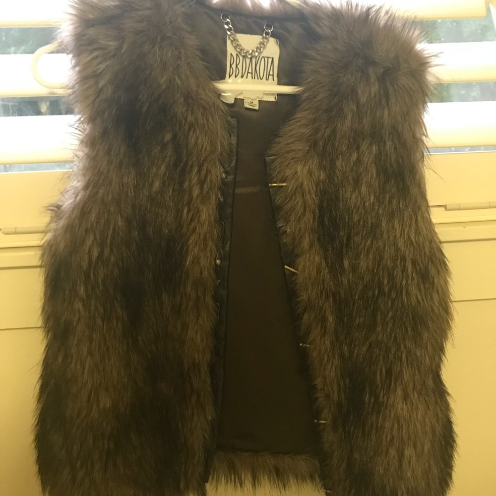Bb Dakota faux fur vest